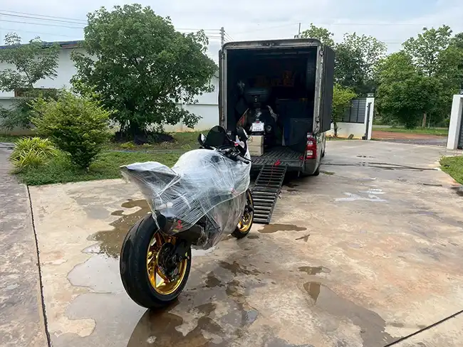 ขนส่งรถมอเตอร์ไซค์